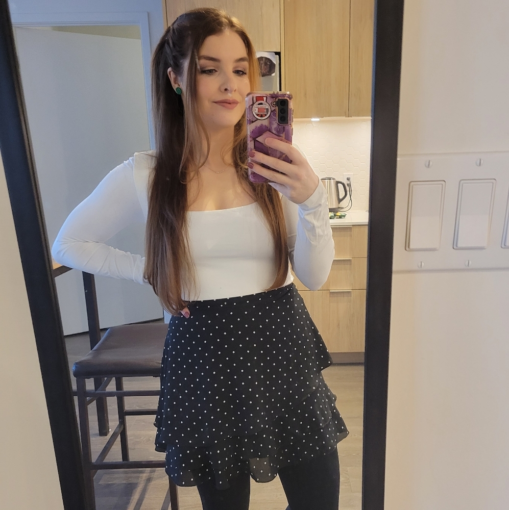 Meet your Posher, Sinead